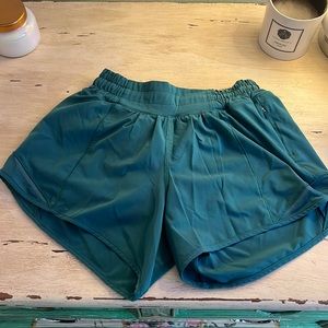Super cute rare color lululemon shorts!